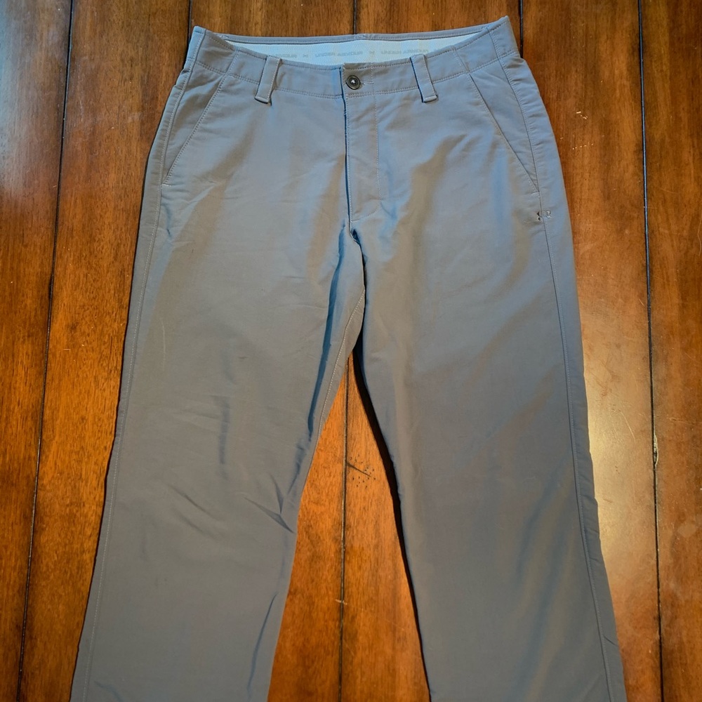 Men’s Grey Under Armour Pants, Size 32/30